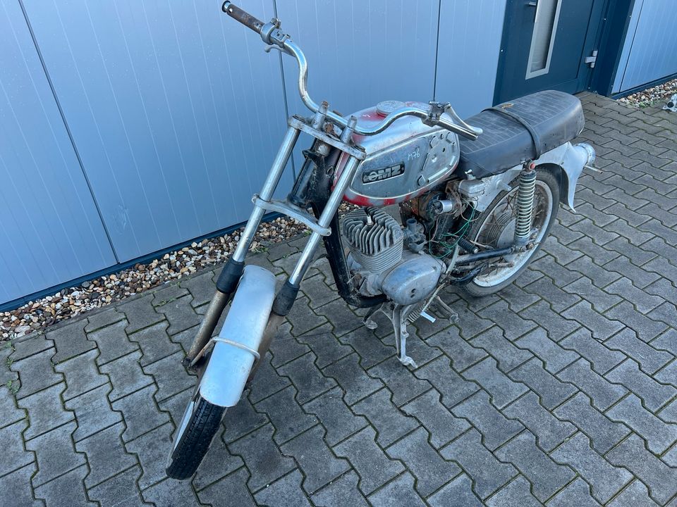 MZ TS125 TS 125 Motorrad DDR 150 250 M76 in Osterweddingen