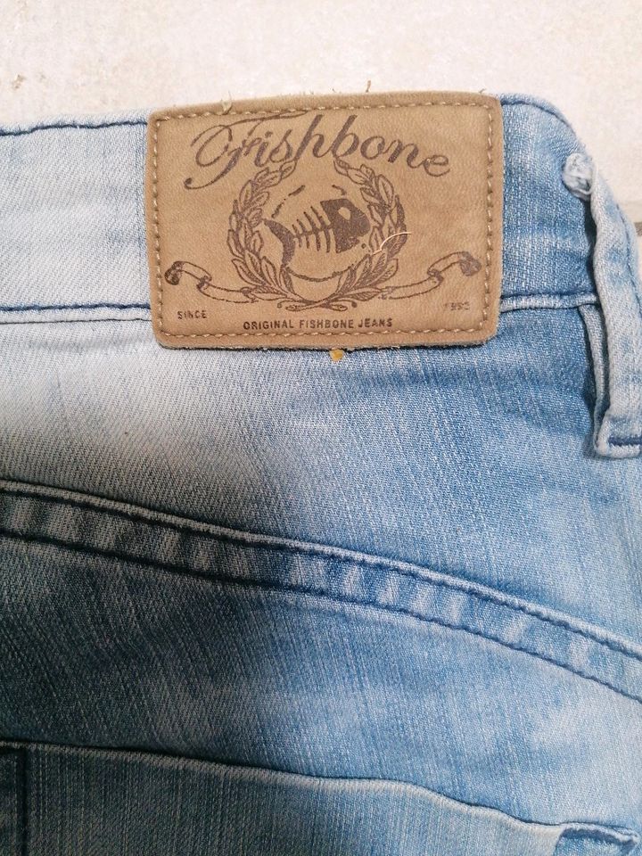 Shorts von Fishbone in S in Steinfeld