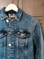 Tommy Hilfiger Jeansjacke Gr.S Denim neuwertig Bayern - Nersingen Vorschau