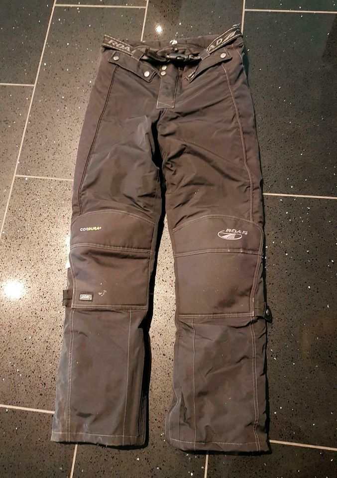 Motorrad Jacke + Innenfutter mit Hose Gr.M von Polo (unfallfrei) in Helsa