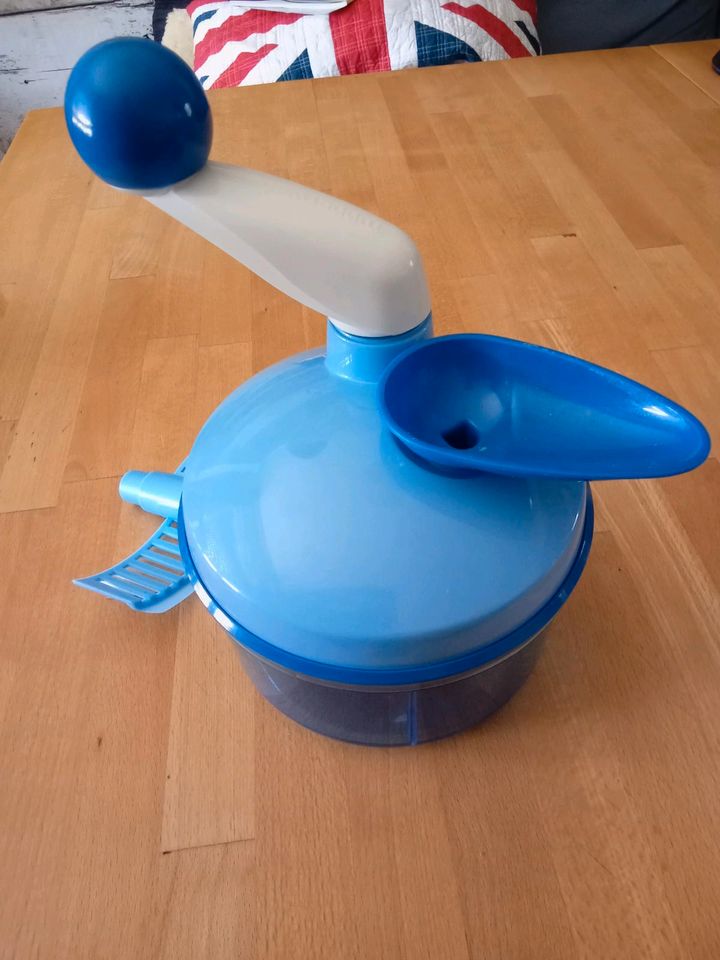 Tupperware Quick Chef - Handmixer - Camping - Multizerkleinerer in Uetze