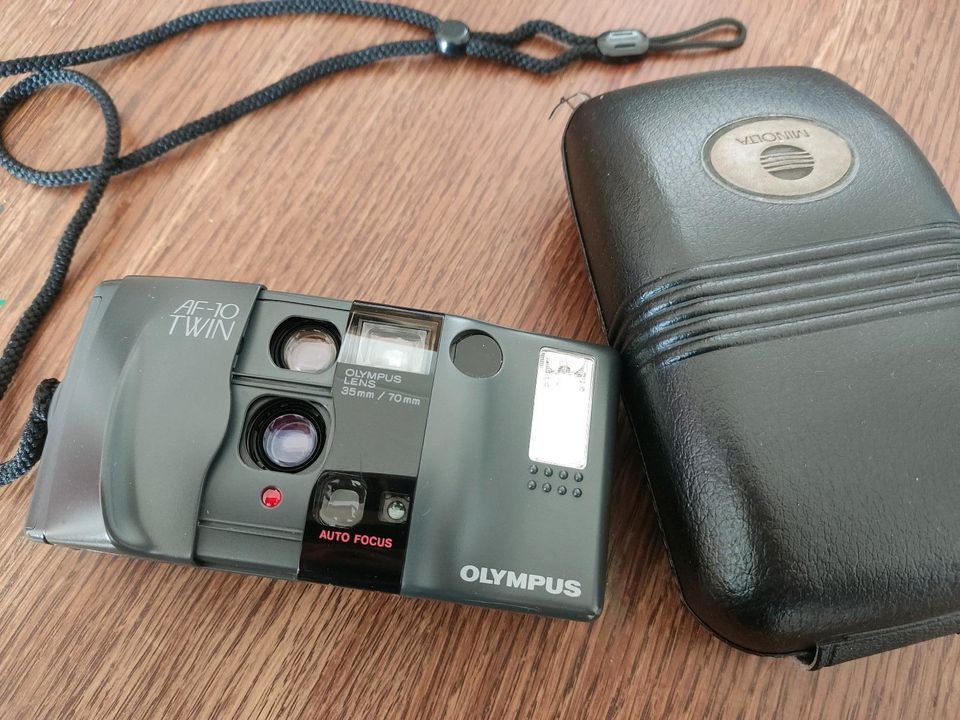 Olympus AF-10 Twin Kompaktkamera in Berlin