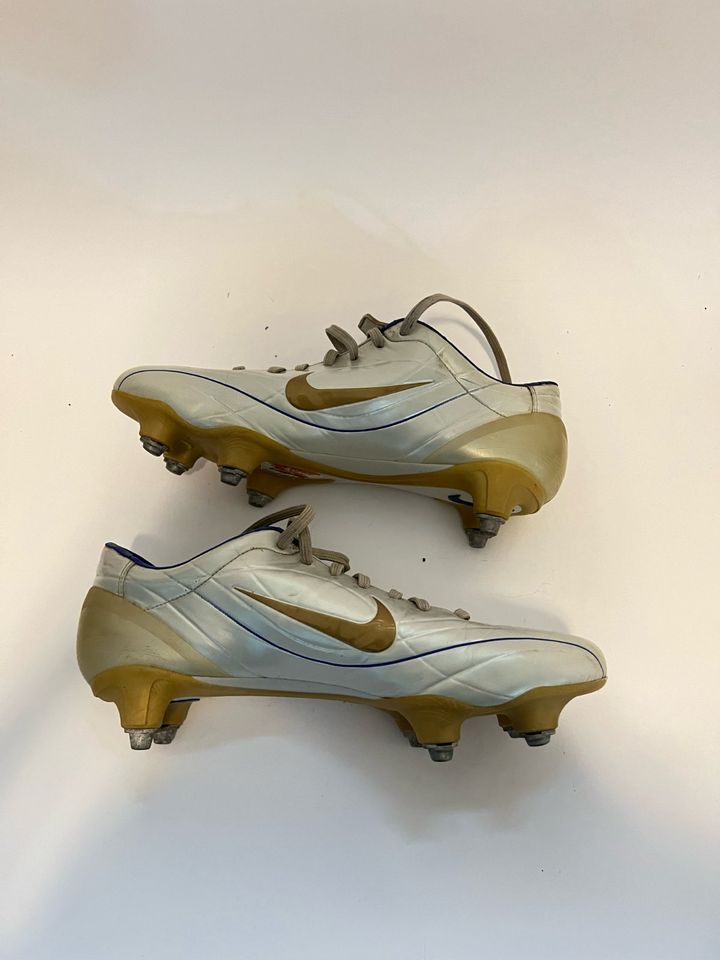 Nike Mercurial Vapor 2 R9 Sg Fußballschuhe 42 in Rückeroth