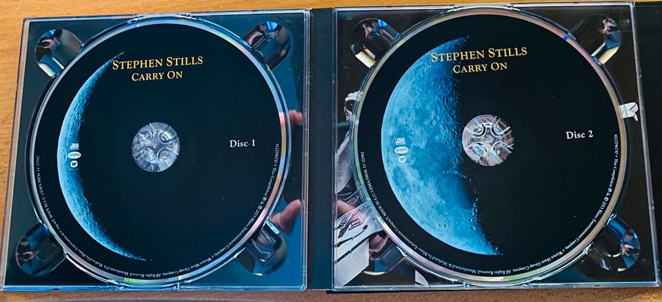 Stephen Stills - Carry On (4 CD Box) in Denkendorf