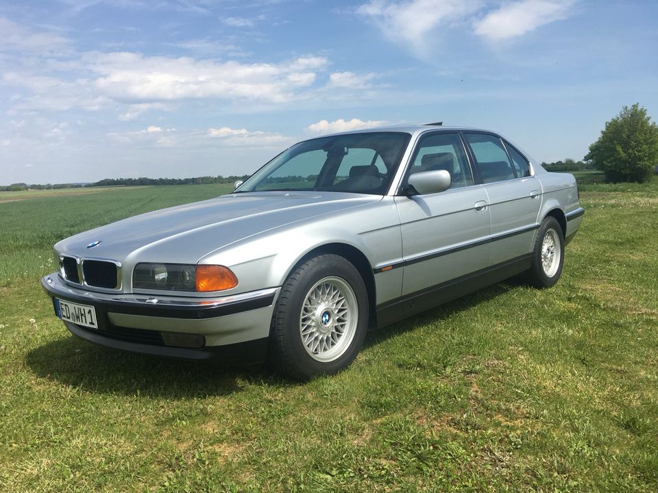 BMW E38 728i 80250 KM 2. Besitz in Oberding