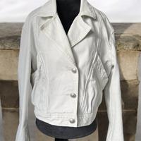Bershka Jeansjacke Damen Jacke Blouson Sommerjacke Baumwolle XS S Niedersachsen - Heidenau Vorschau