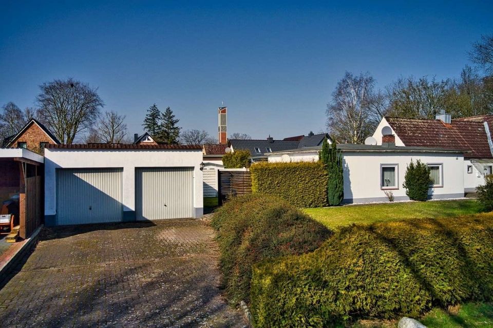 Baugrundstück mit Altbausubstanz für Einzel-oder Doppelhausbebauung in ruhiger Wohnlage von Elmshorn in Elmshorn