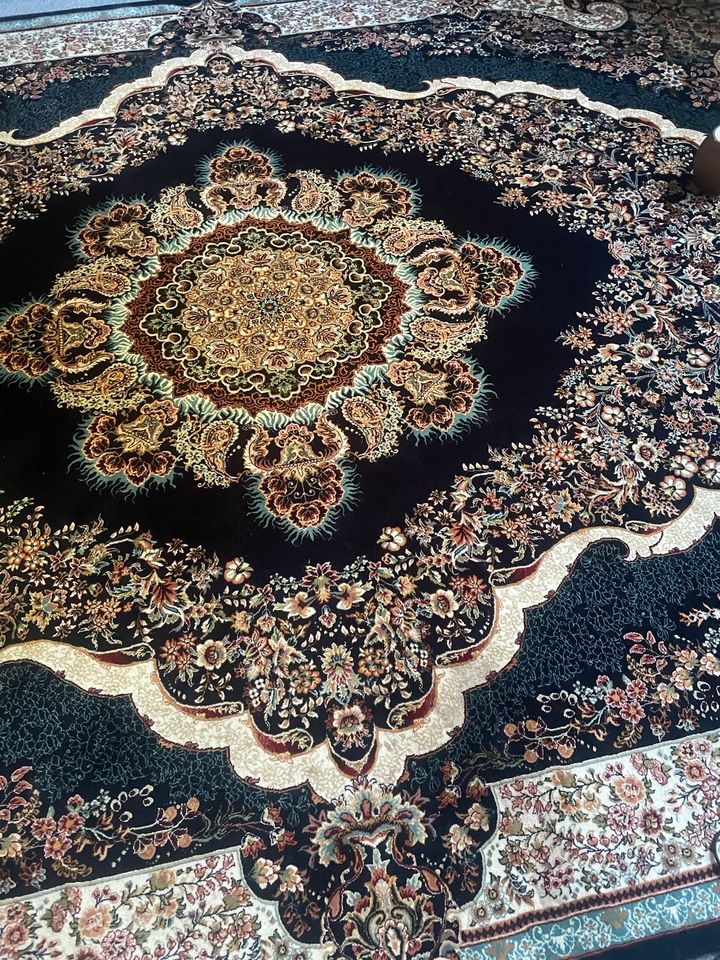 Persische Teppich aus der Stadt Maschhad( IRAN)3•4 in Berg