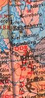Globus beleuchtet , alt noch mit der DDR Brandenburg - Werder (Havel) Vorschau