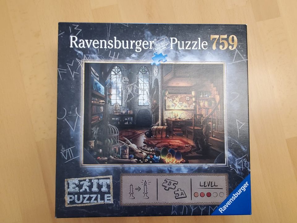 Ravensburger Exit Puzzle "Im Drachenlabor" in Hersbruck