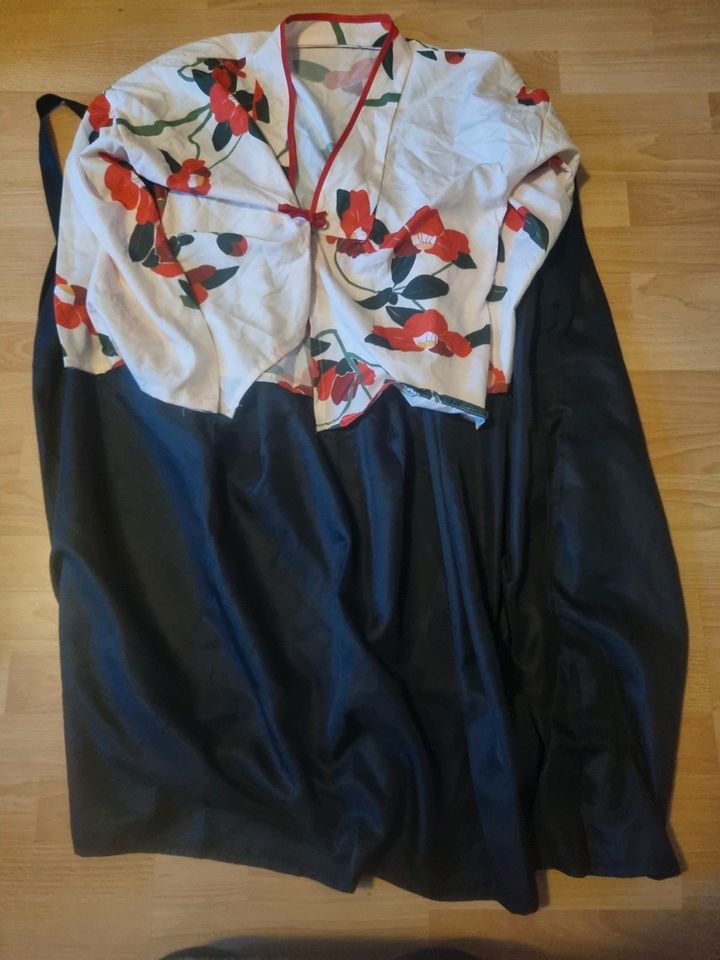 2 teiliger Kimono, neu in Landsberg (Lech)