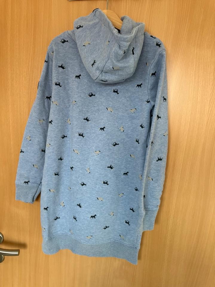 Hoodie,Kleid,blau,Pferde,134,Mädchen,Pullover,Kinderkleidung in Radebeul