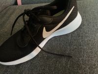 Einzelschuh rechts Nike Größe 41 Berlin - Köpenick Vorschau