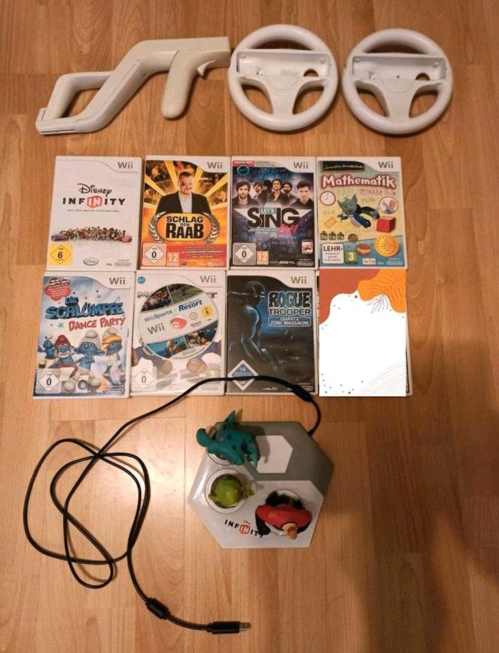 Nintendo Wii inkl. 9 Spiele & Zubehör in Riedstadt