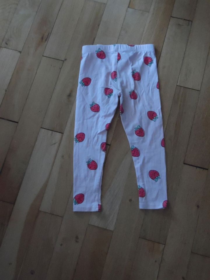 2 schöne Mädchen Leggings GR.104 NeuW. Zustand in Saarbrücken