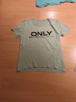 Schönes neuwertiges t Shirt von Only Größe xs für 5 Euro Nordrhein-Westfalen - Harsewinkel Vorschau