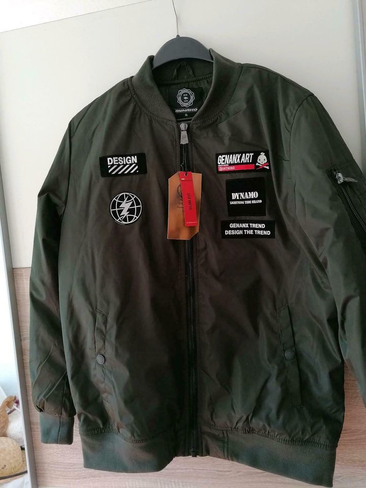 Steppjacke Downjacke Bomberjacke gr. XL Neu Olivgrün Dynamo in Weiden b Weimar Thür