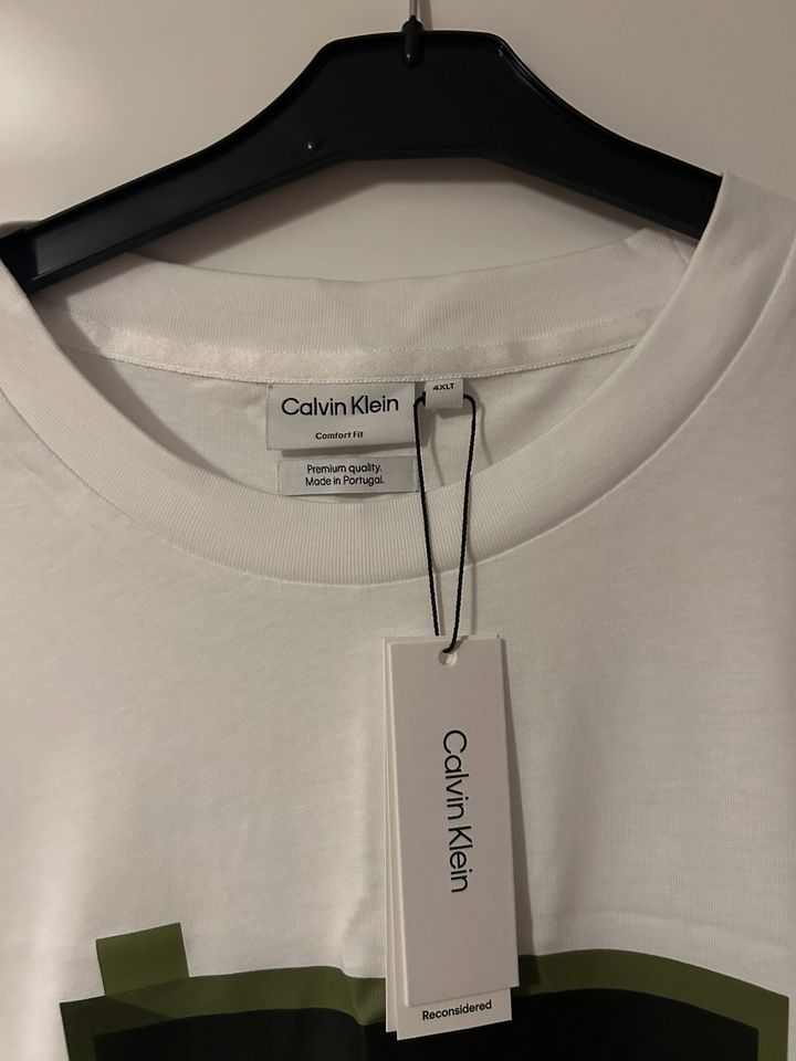 Calvin Klein T-Shirt in Kelsterbach