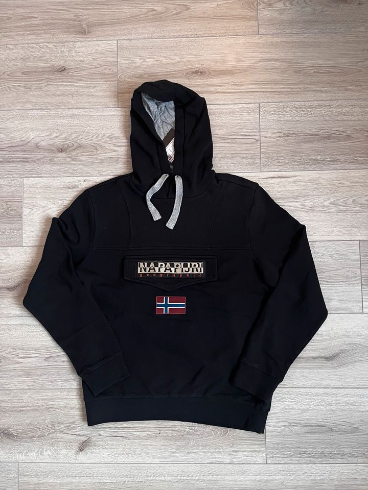 Napapijri Pullover Hoodie Kapuzenpullover Gr.L in Hamburg