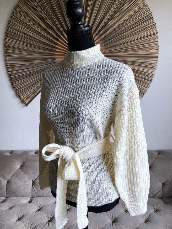 TOP! Weicher Strickpullover Gr. 38 Pullover mit Taillenband Creme in Berlin