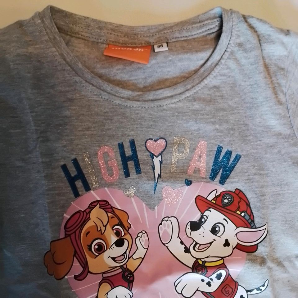 Paw Patrol  T/Shirts Gr.98 in Essen