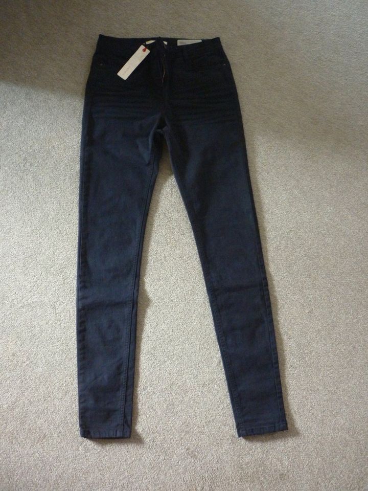 Jeans Esprit dunkelblau skinny Größe 36 W29 neu mit Etikett in Wunstorf