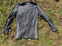 Sportshirt Funktionsshirt grau Gr. M langarm Bayern - Erlangen Vorschau