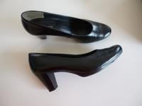 Paul Green Lederschuhe Damenschuhe Pumps schwarz Gr. 41 (UK 7,5) Niedersachsen - Jever Vorschau