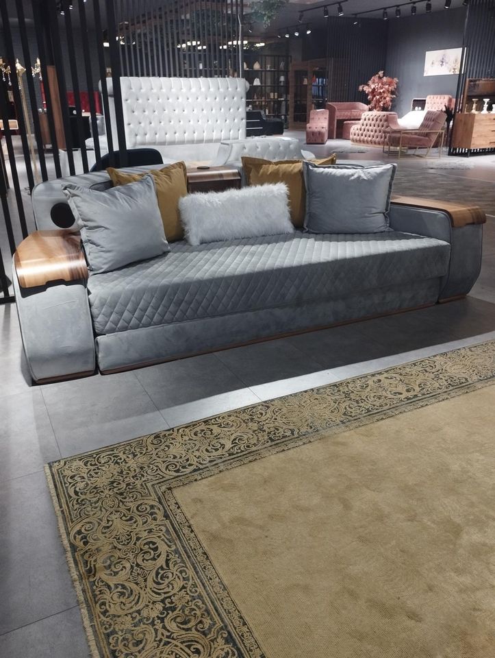 Schlafsofa Luxus Designer Sofa 3 Sitzer Möbel Polster Textil in Burgrieden