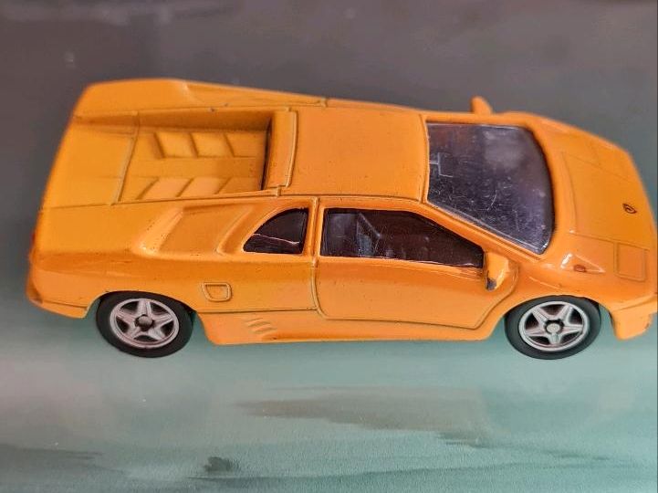 Lamborghini Diabolo Welly Maßstab 1:64 in Arholzen