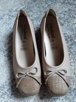 Vitaform Ballerinas Schuhe echtes Leder Gr. 38 Mecklenburg-Vorpommern - Neubrandenburg Vorschau