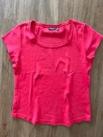 MEXX T-Shirt Basic Shirt rot M Hessen - Oberursel (Taunus) Vorschau