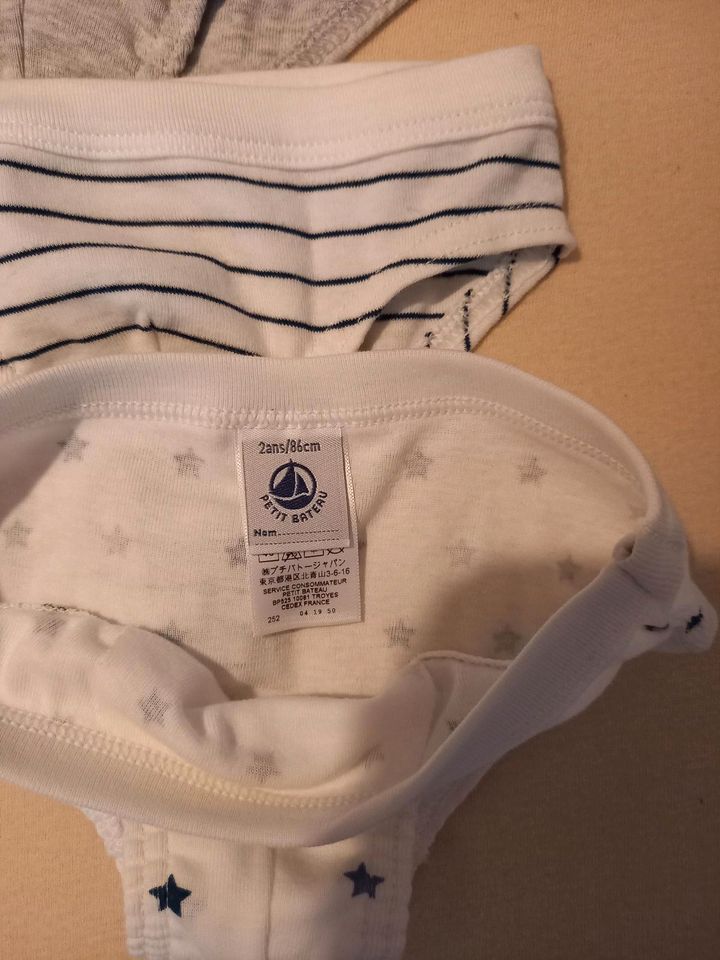 Petit Bateau Unterwäsche Neu in Bernau