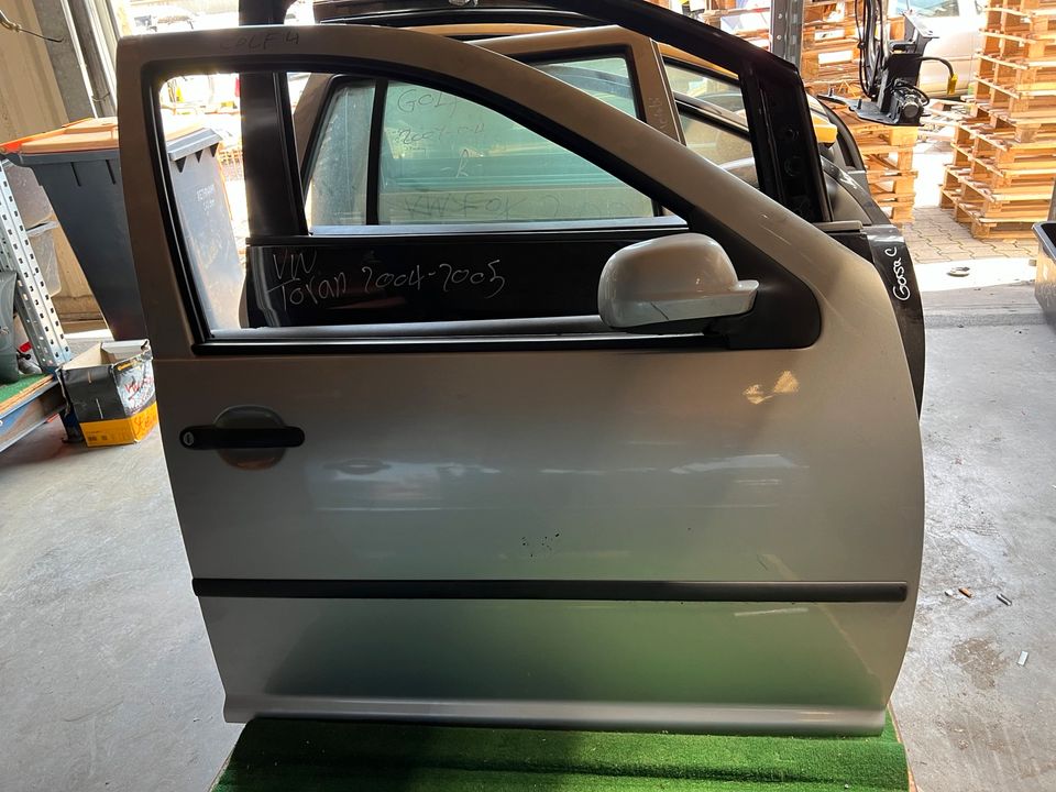 VW Golf 4 IV - Tür vorne rechts komplett SILBER in Bottrop