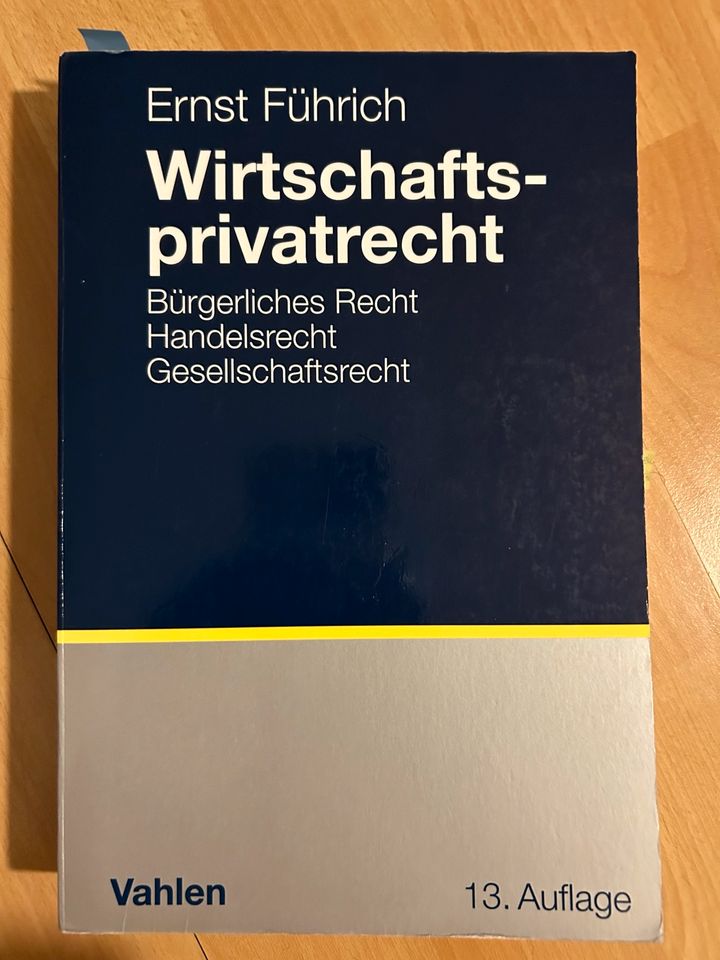 Bücher fürs Jura / Wirtschaftsrecht Studium in Centrum