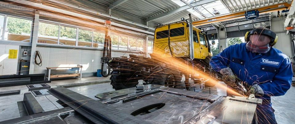 Clausing- LKW Aufbau mit Ladekran-Hybridantrieb z.B. auf Scania in Minden