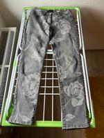 Hose Blumenmuster Größe 40 Niedersachsen - Goslar Vorschau
