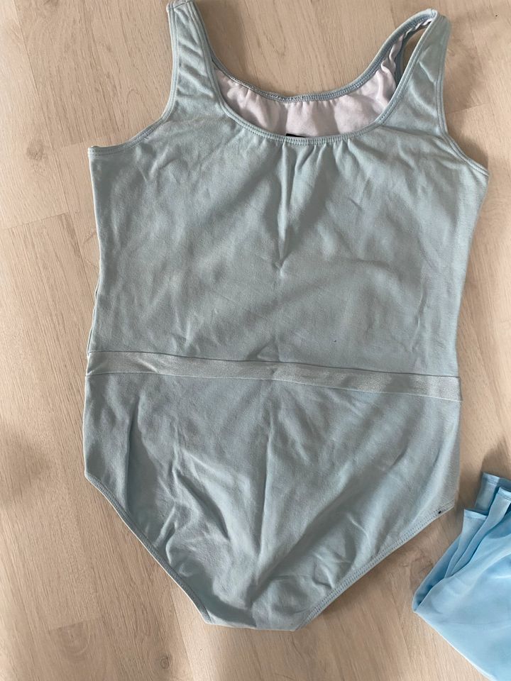 Neues Ballettrikot Damen/Kinder in Isernhagen