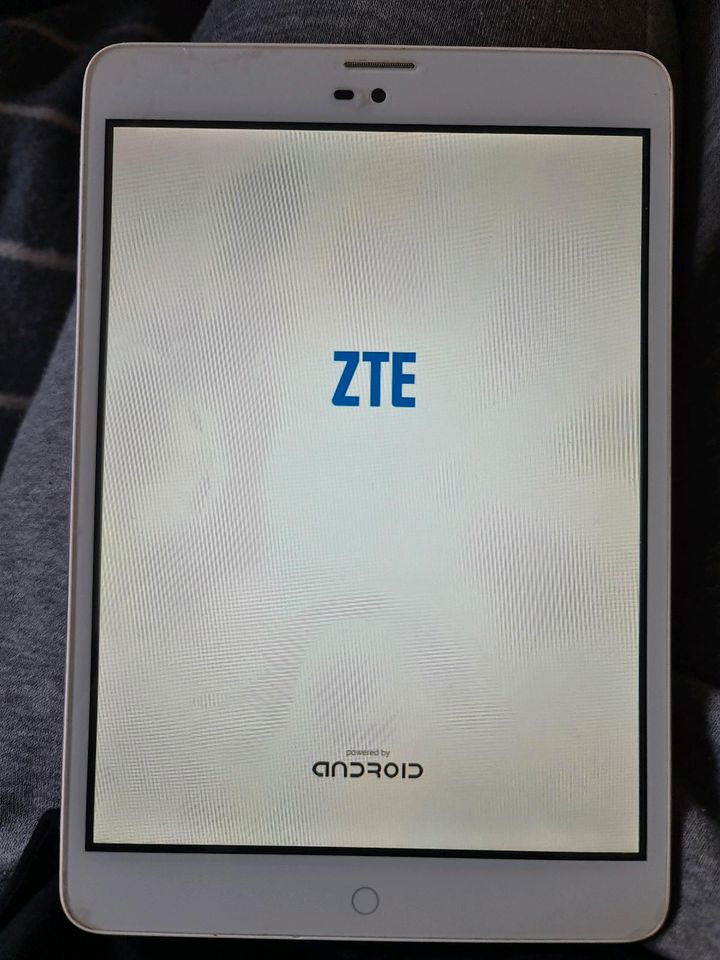 ZTE Tablet in München