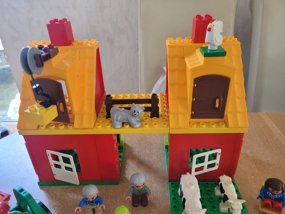 Lego Duplo großer Bauernhof mit viel Zubehör in Stolberg (Rhld)