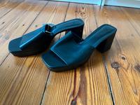 H&M Mules Sandaletten Sandalen Schwarz 41 Block Heel Plateau Pankow - Weissensee Vorschau