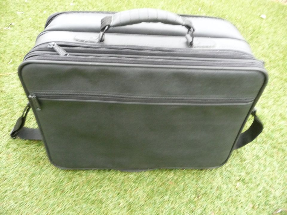 LAPTOP-NOTEBOOK Tasche von EXXTER, schwarz in Wedemark