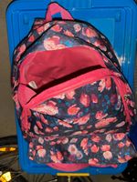 schöner Tagesrucksack mit Rosen-Motiven, Top Zustand Baden-Württemberg - Magstadt Vorschau