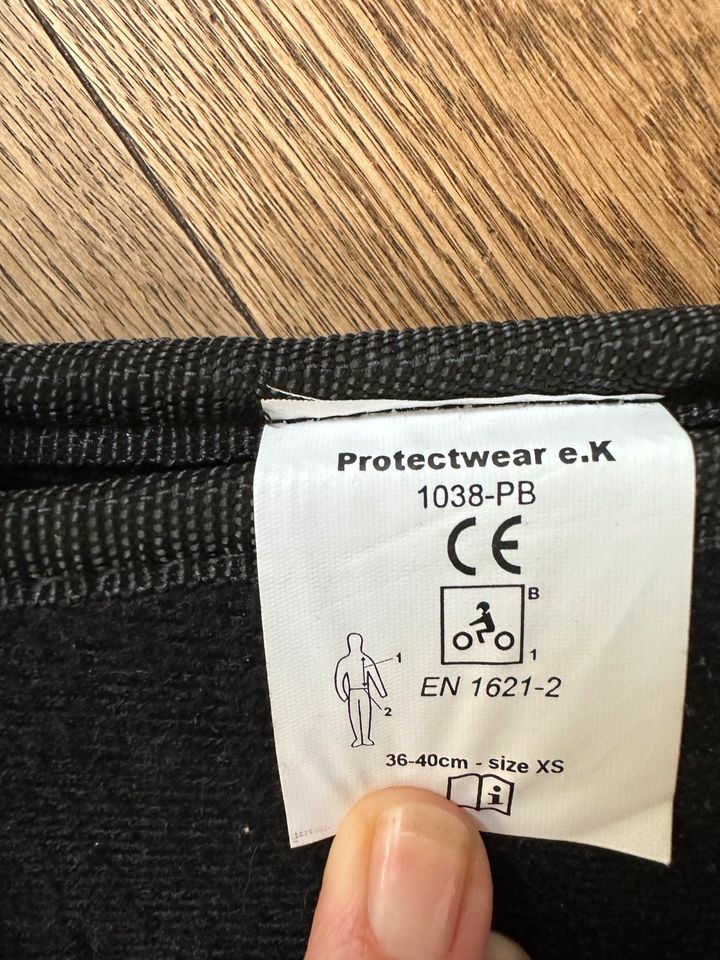 ProtectWear Rückenprotector Ski Reiten Größe XS in Königstein im Taunus