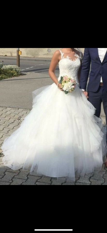 Brautkleid Np 1700 € von zwischen Tüll u Tränen Geschäft Hochzeit in Sonthofen