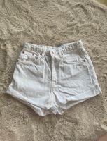 Zara Jeans Shorts high waisted weiß kurze Hose in xs 34 Baden-Württemberg - Rottweil Vorschau