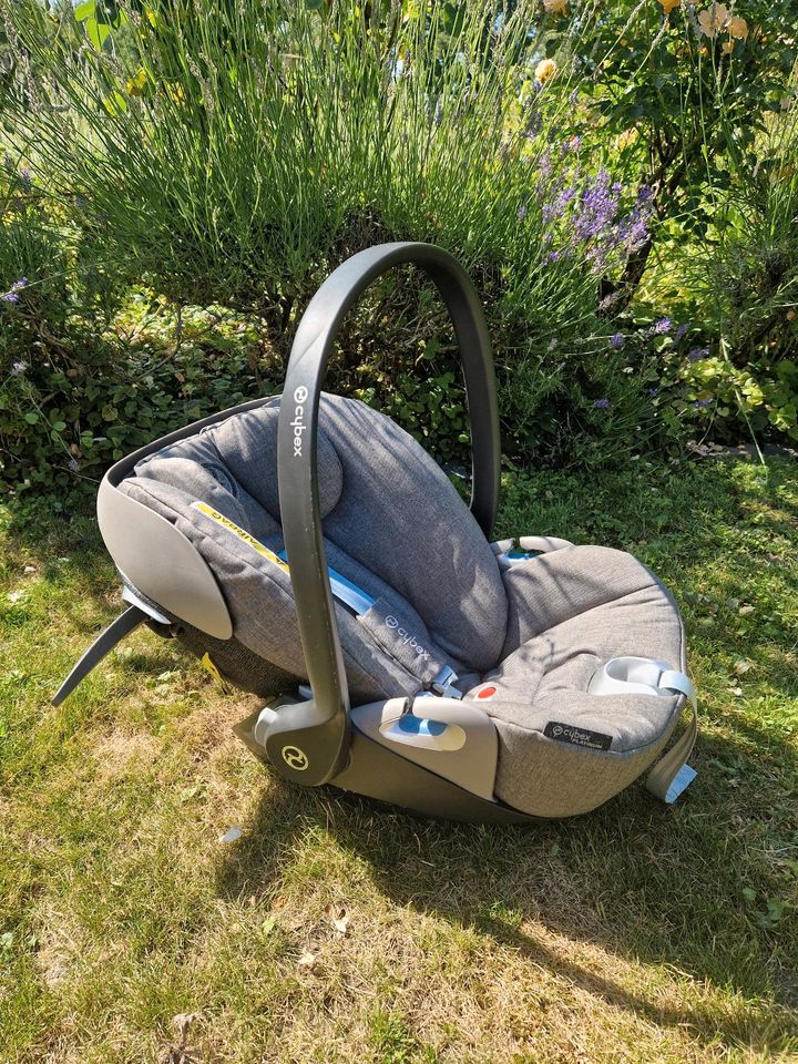 CYBEX  Cloud Z i-Size Plus Babyschale mit Liegefunktion soho grey in Bergkamen