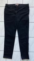 Damen-Hose von BRAX schwarz Gr.44L  TOP Nordrhein-Westfalen - Paderborn Vorschau