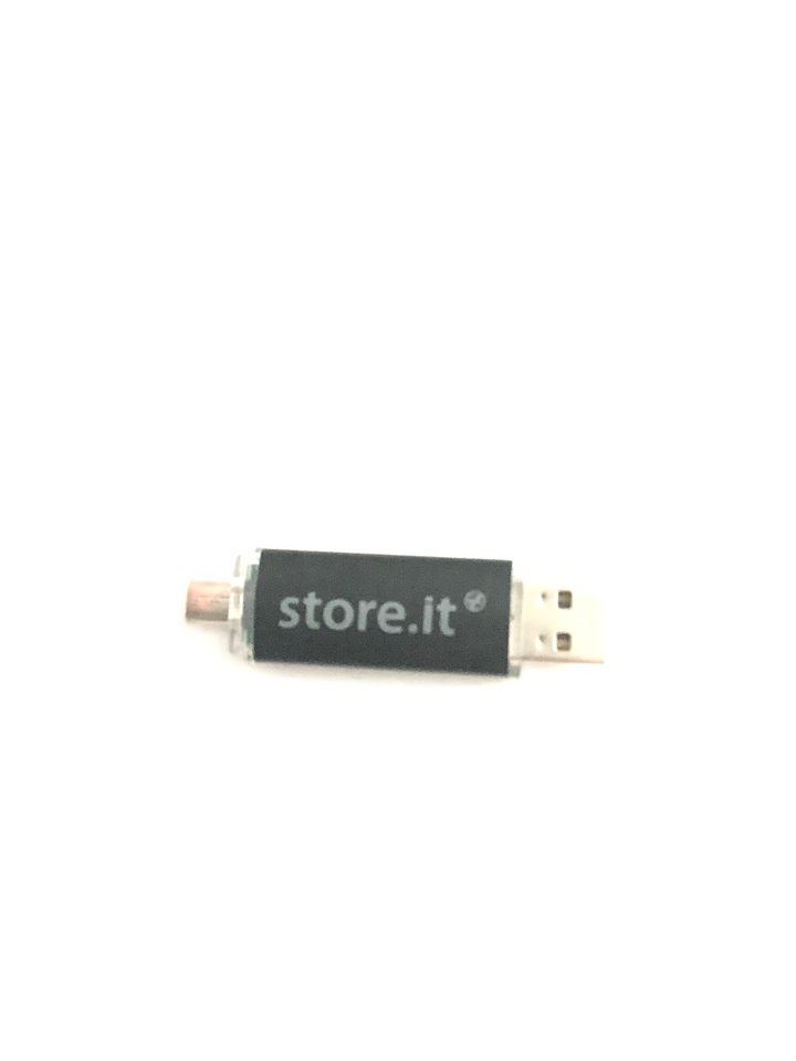 USB Stick 32GB Micro in Bremerhaven