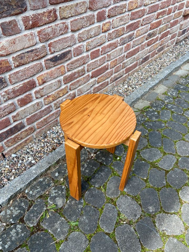 Hocker, Nadelholz, Vintage voll Holz in Adendorf